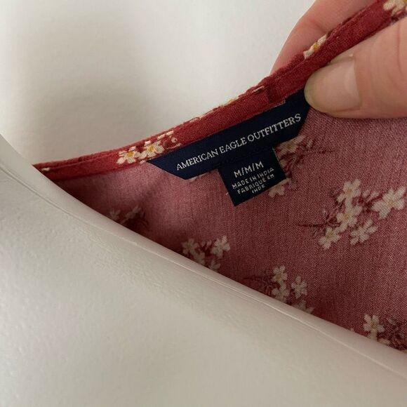 American Eagle Boho Flare Sleeve Floral Elastic waist Top - Picture 4 of 10